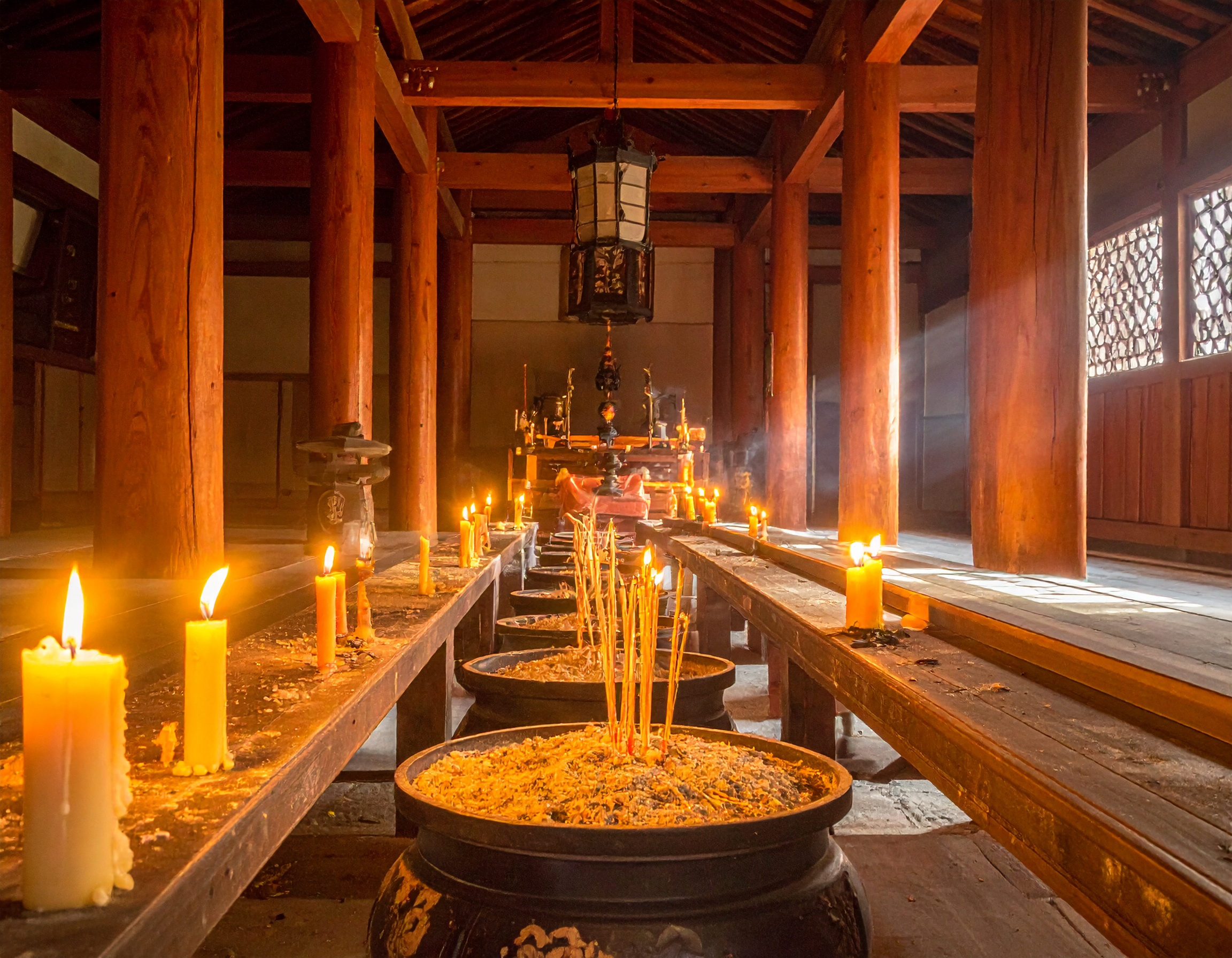 お葬式ムービーはスマホでOK！自作アプリで感動作品を作る方法